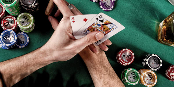 Paslaptingi faktai apie „Texas Hold'em“ ir jo kilmę